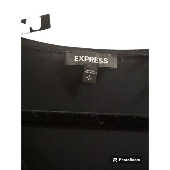 ✨express flutter sleeve black button down belted romper✨ - Picture 4 of 5